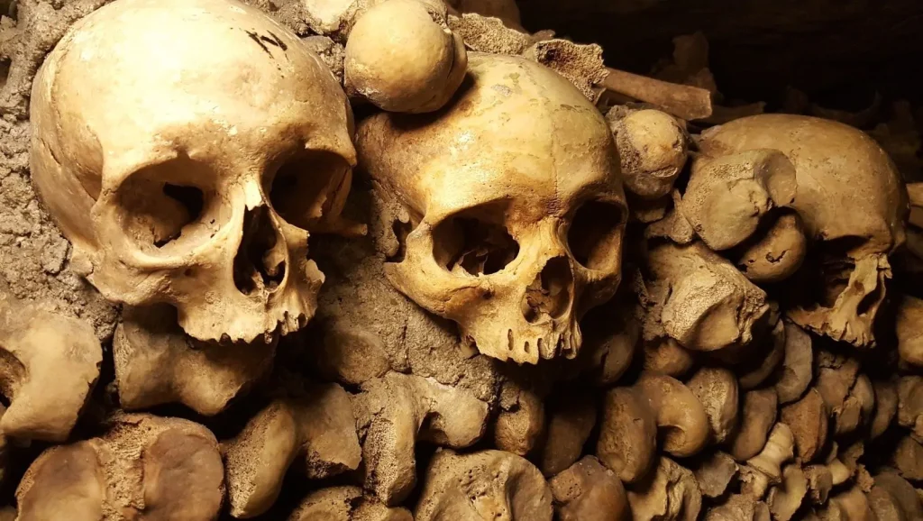 PRIVATE CATACOMBS AND BASILICA SAN CLEMENTE UNDERGROUND TOUR