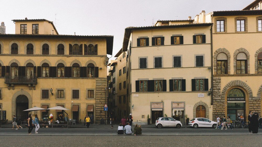 Finding a taxi in the heavily pedestrianised Renaissance city of Florence is tough. Here is our guide to the best taxi apps in Florence.