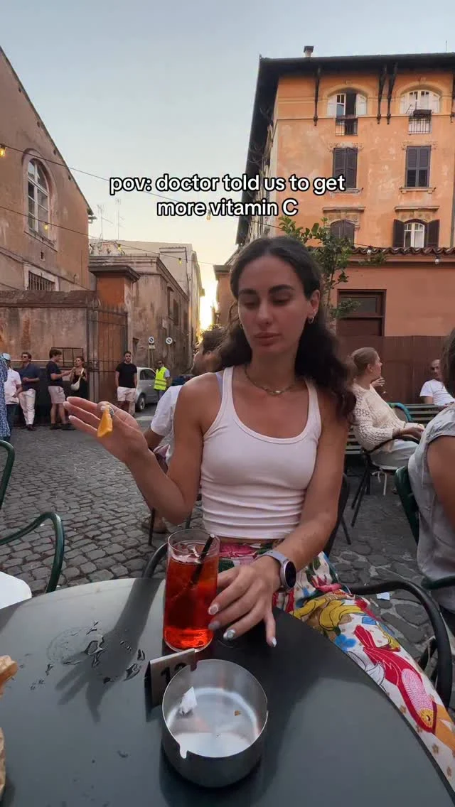 The only way of drinking vitamin c we approve #italy #traveltoitaly